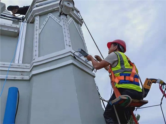 石景山游樂園項(xiàng)目支架制作燈具安裝
