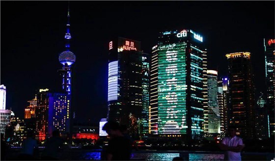 城市建筑燈光秀