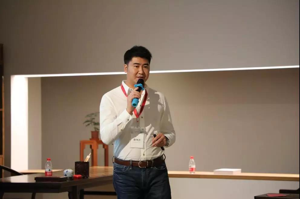 佛山市德珂照明科技有限公司&middot;曾偉云