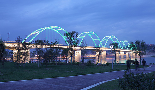 橋梁照明工程、吊車高空燈具安裝作業(yè)